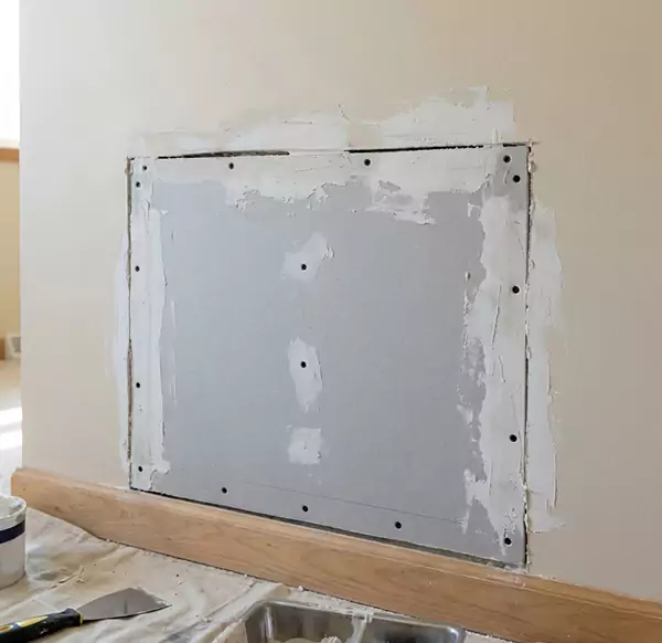Why Homeowners and Businesses Choose Garland Water Damage Pro for Fixing Water Damaged Drywall in Garland, TX?
